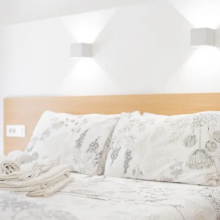 Eos - Elegant & Apartament