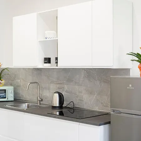 Eos - Elegants & Apartment