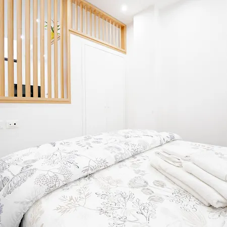 Eos - Elegants & Apartment