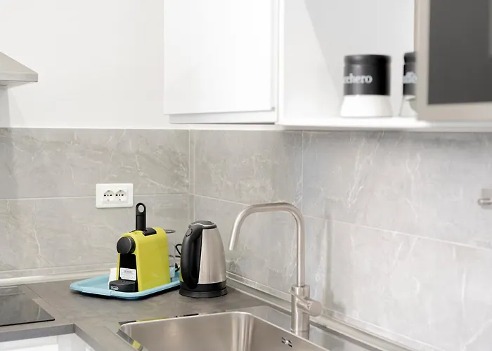 Eos - Elegant & * Syrakuzy