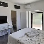 Eos - Elegant & Apartment